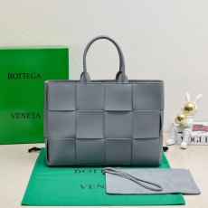 Bottega Veneta Shopping Bags